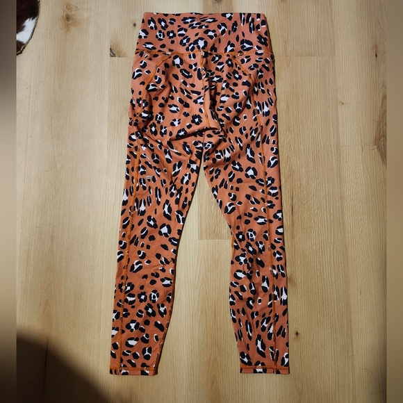 Fabletics Leopard Print Two-Piece Set - Picture 5 of 8